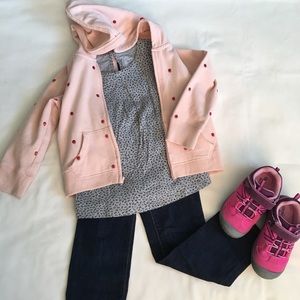 4 pieces 4Y girl wardrobe